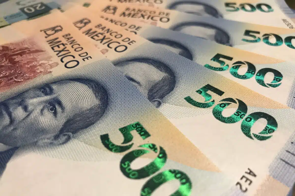 The Mexican Peso Falls as President AMLO Presses for Contentious Changes